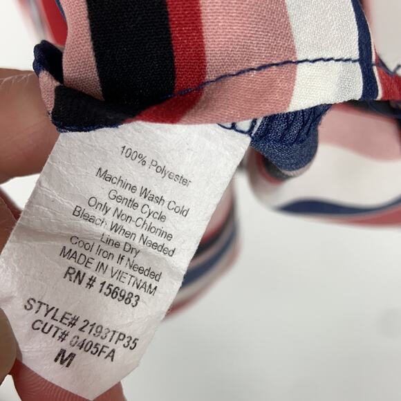 Evereve Allison Joy‎ Medium Blouse Off the Shoulder Striped Top Red Blue White - Picture 7 of 7